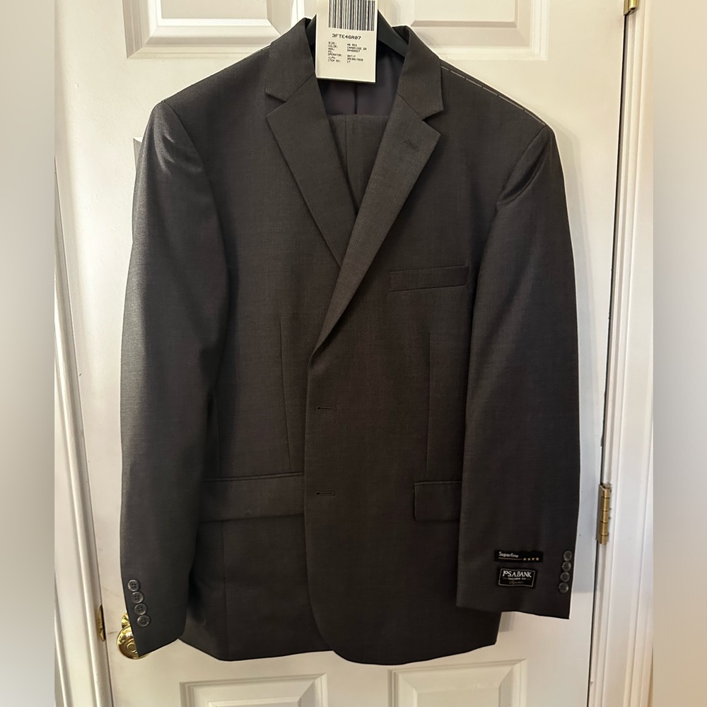 Jos. A Banks Suit- Brand new- Cambridge Gray